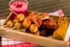 Grillade revben med rkt paprika, rdbetsdip - Recept