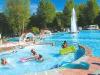 Lignano Riviern kzvetlen l a tengerparton tallhat j sz nvonal szp d lfalu A szpen parkos tott d lfaluban knyelmes s jl felszerelt mobil home ok vrjk utasainkat