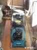 Makita fnyr traktor