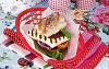 240 g Arla Apetina grill cheese 1 2 st rdlk 2 st hela tomater Arla Smr rapsolja 2 st portionsbrd